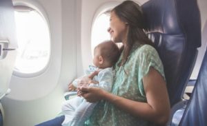 10 best flying tips for moms-to-be!